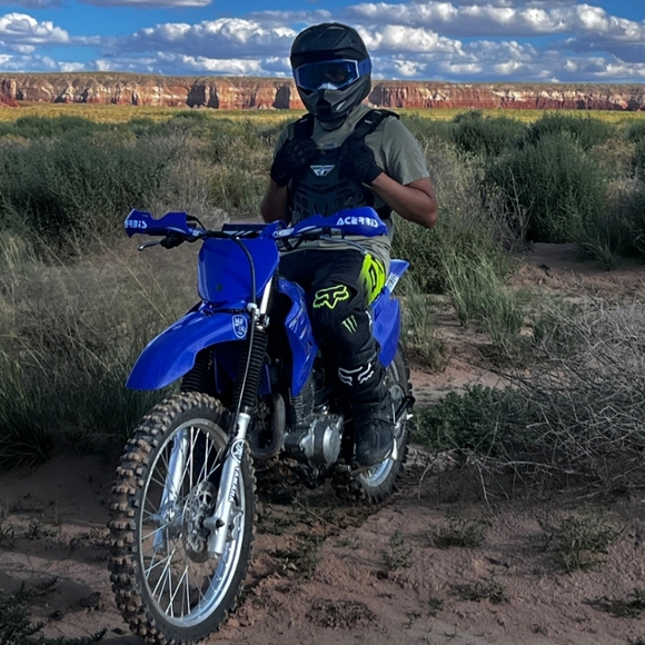 Meet your Posher - Picture 15 of 16